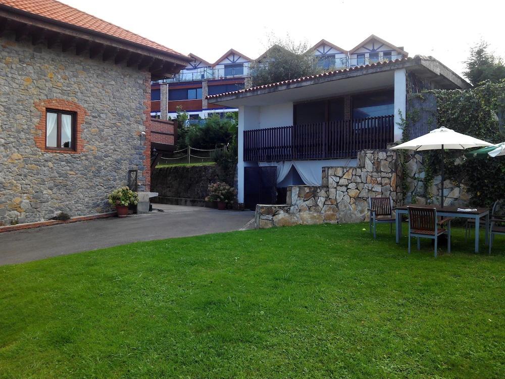 Posada Las Mananitas Cóbreces Exteriör bild
